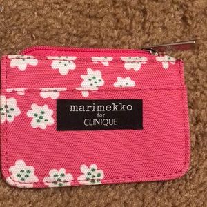 Mariekko for Clinique card case